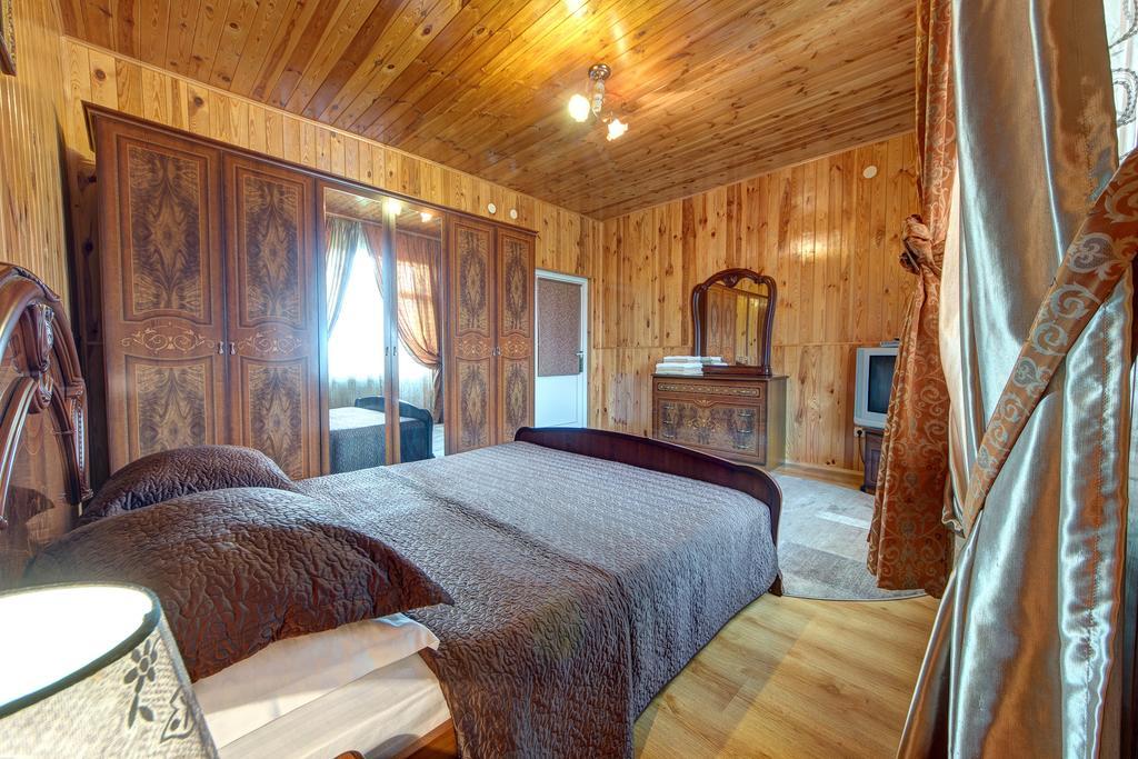 Guest House Velet Bukovel Exteriör bild