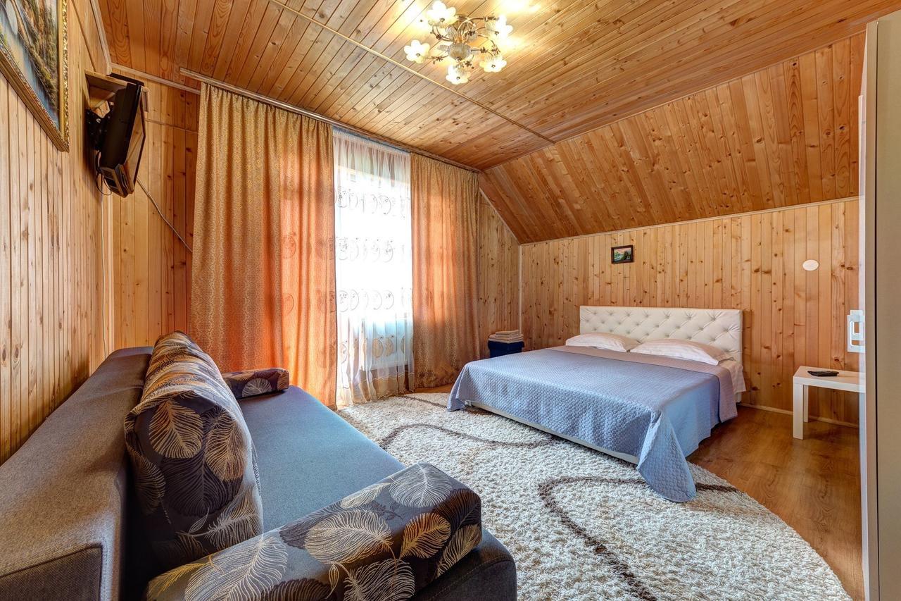 Guest House Velet Bukovel Exteriör bild